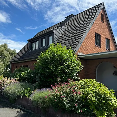 Modernes Haus In Messe Flughafen Dus Apartment